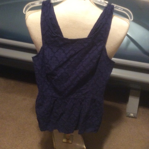 Lilly Pulitzer Navy Eyelet Tank Size 6 - Picture 6 of 15